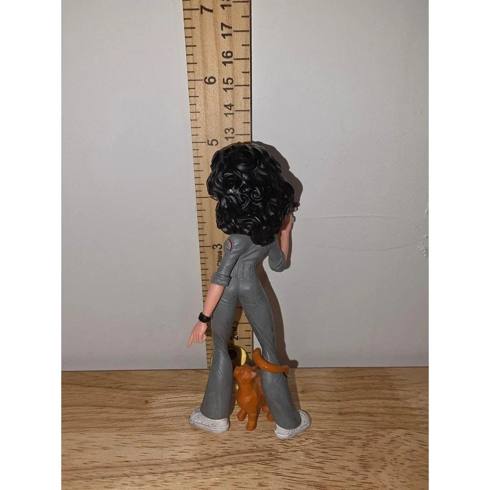 Loot Crate DX Exclusive Ellen Ripley stylized figure from the movie Alien